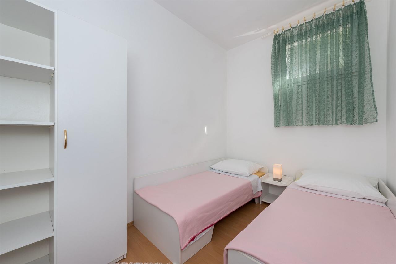 Apartments Danica Tisno Exterior foto